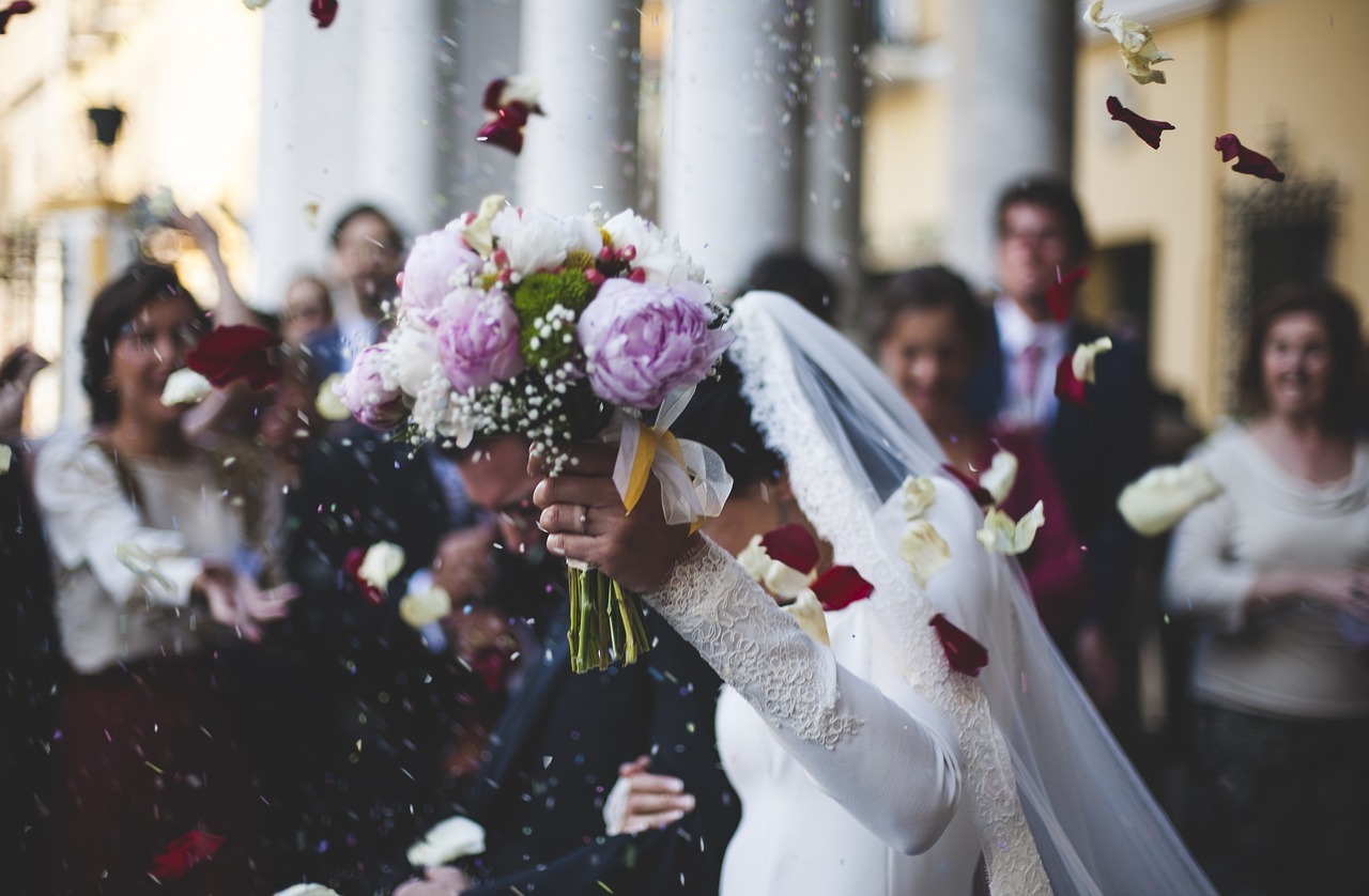 wedding, couple, nature-1836315.jpg